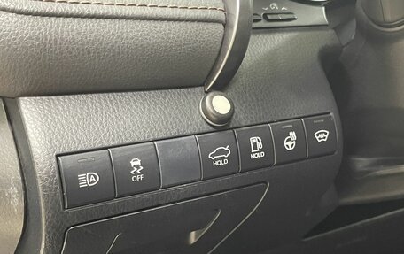 Toyota Camry, 2019 год, 2 640 000 рублей, 17 фотография