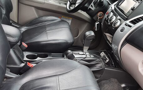Mitsubishi Pajero Sport II рестайлинг, 2015 год, 1 799 000 рублей, 4 фотография