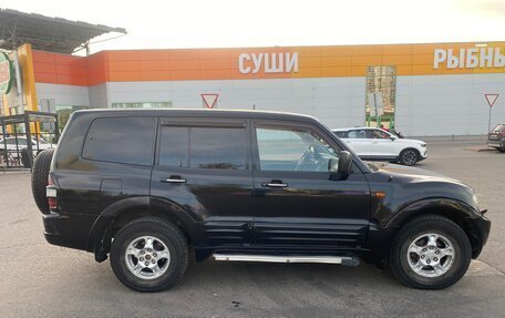 Mitsubishi Pajero III рестайлинг, 2001 год, 730 000 рублей, 4 фотография
