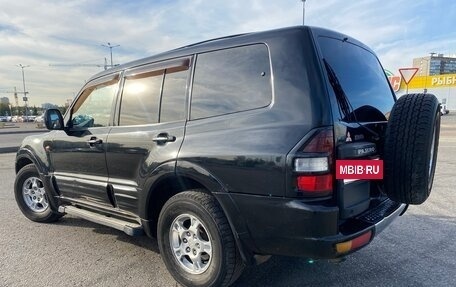 Mitsubishi Pajero III рестайлинг, 2001 год, 730 000 рублей, 2 фотография