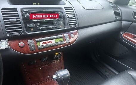 Toyota Camry V40, 2005 год, 600 000 рублей, 10 фотография