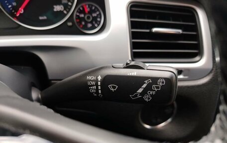Volkswagen Touareg III, 2011 год, 1 875 000 рублей, 24 фотография