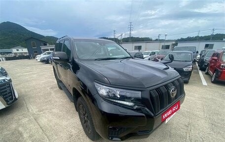 Toyota Land Cruiser Prado 150 рестайлинг 2, 2022 год, 4 400 000 рублей, 3 фотография