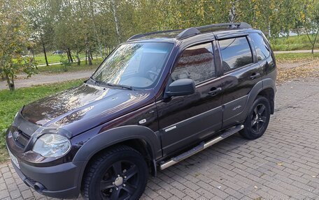 Chevrolet Niva I рестайлинг, 2012 год, 600 000 рублей, 2 фотография
