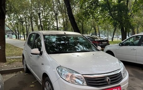 Renault Sandero I, 2014 год, 560 000 рублей, 1 фотография