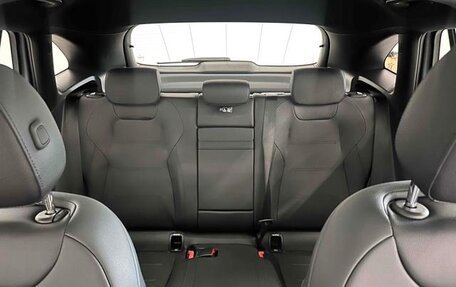 Mercedes-Benz GLA, 2024 год, 4 200 000 рублей, 16 фотография