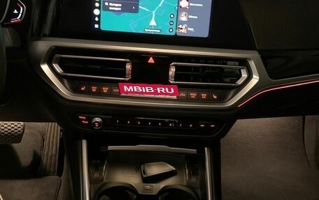 BMW 3 серия, 2021 год, 3 700 000 рублей, 15 фотография