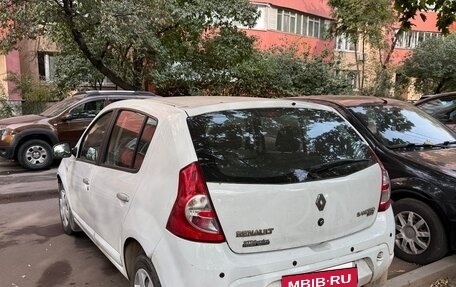 Renault Sandero I, 2014 год, 560 000 рублей, 3 фотография