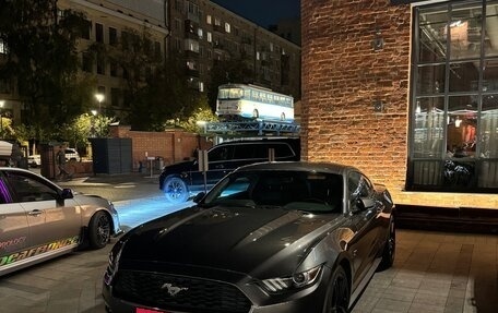 Ford Mustang VI рестайлинг, 2016 год, 3 200 000 рублей, 1 фотография