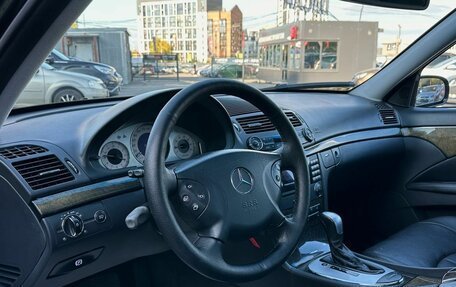 Mercedes-Benz E-Класс, 2003 год, 849 000 рублей, 11 фотография