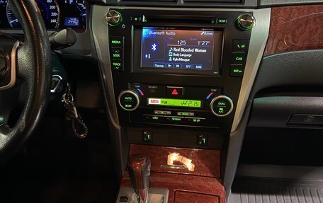Toyota Camry, 2013 год, 1 750 000 рублей, 18 фотография