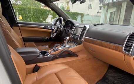 Porsche Cayenne III, 2015 год, 3 050 000 рублей, 6 фотография