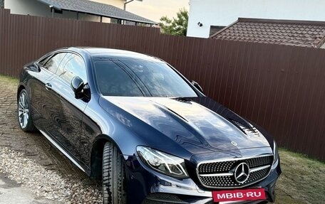 Mercedes-Benz E-Класс, 2018 год, 5 000 000 рублей, 3 фотография