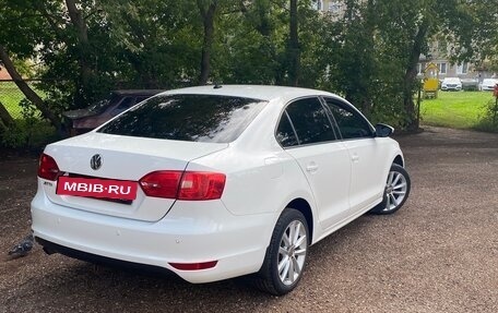 Volkswagen Jetta VI, 2013 год, 1 099 999 рублей, 9 фотография