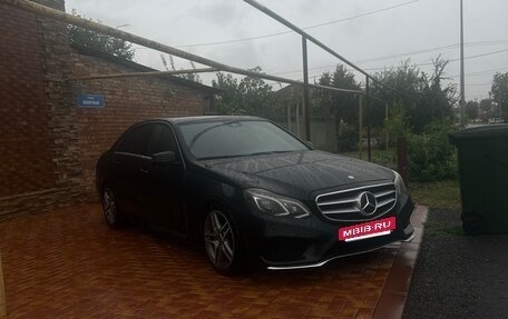 Mercedes-Benz E-Класс, 2013 год, 1 900 000 рублей, 2 фотография