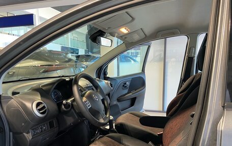 Nissan Note II рестайлинг, 2010 год, 550 000 рублей, 16 фотография