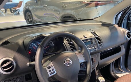 Nissan Note II рестайлинг, 2010 год, 550 000 рублей, 17 фотография