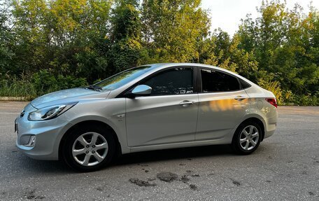 Hyundai Solaris II рестайлинг, 2013 год, 770 000 рублей, 3 фотография