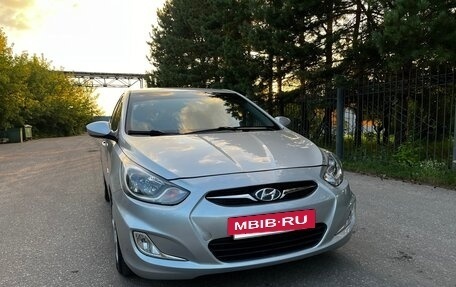 Hyundai Solaris II рестайлинг, 2013 год, 770 000 рублей, 16 фотография