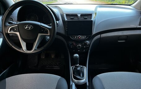Hyundai Solaris II рестайлинг, 2013 год, 770 000 рублей, 20 фотография