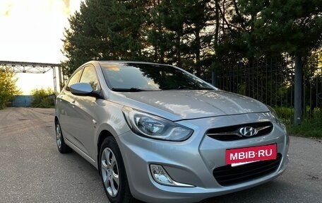 Hyundai Solaris II рестайлинг, 2013 год, 770 000 рублей, 21 фотография