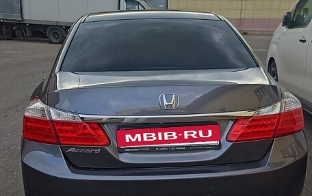 Honda Accord IX рестайлинг, 2013 год, 1 800 000 рублей, 5 фотография