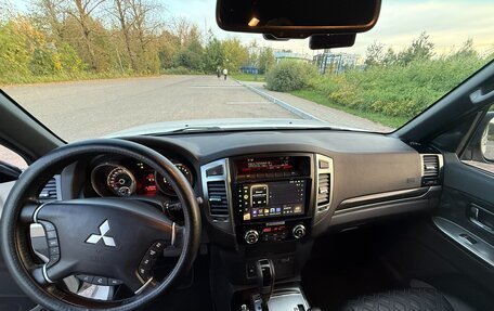 Mitsubishi Pajero IV, 2019 год, 3 300 000 рублей, 9 фотография