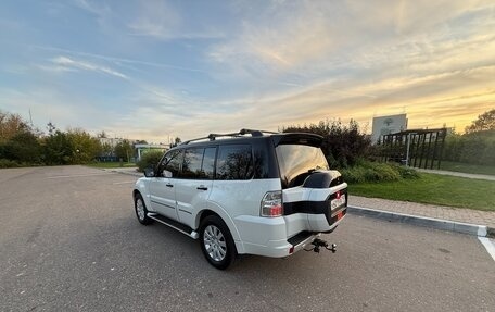 Mitsubishi Pajero IV, 2019 год, 3 300 000 рублей, 6 фотография
