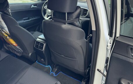 KIA Sportage IV рестайлинг, 2020 год, 2 400 000 рублей, 12 фотография