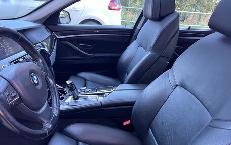 BMW 5 серия, 2010 год, 1 300 000 рублей, 10 фотография