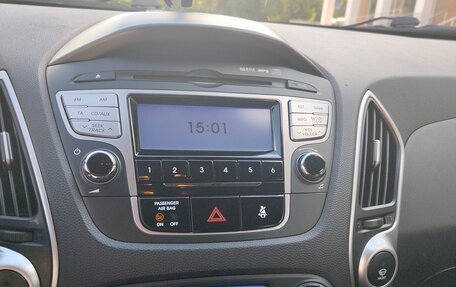 Hyundai ix35 I рестайлинг, 2011 год, 950 000 рублей, 7 фотография