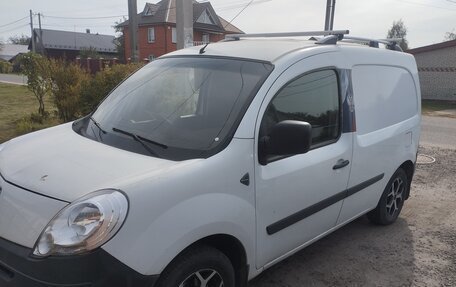 Renault Kangoo II рестайлинг, 2012 год, 600 000 рублей, 2 фотография