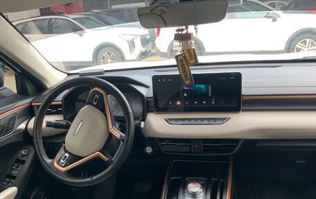 Haval Jolion, 2024 год, 1 747 000 рублей, 6 фотография