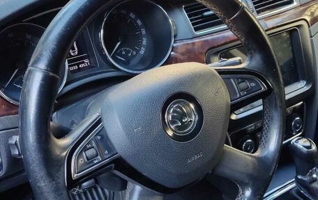 Skoda Superb III рестайлинг, 2013 год, 1 300 000 рублей, 10 фотография