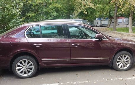 Skoda Superb III рестайлинг, 2013 год, 1 300 000 рублей, 17 фотография