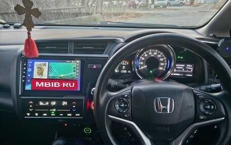 Honda Fit III, 2017 год, 999 000 рублей, 8 фотография