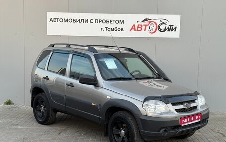 Chevrolet Niva I рестайлинг, 2016 год, 692 000 рублей, 1 фотография