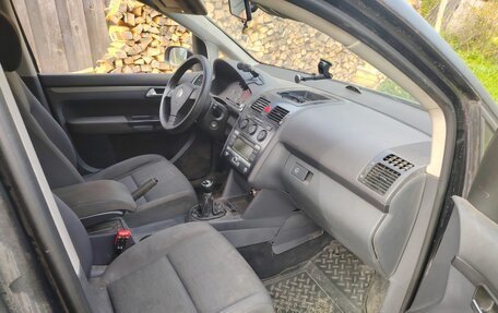 Volkswagen Touran III, 2007 год, 450 000 рублей, 6 фотография