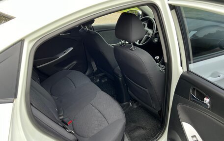 Hyundai Solaris II рестайлинг, 2011 год, 595 000 рублей, 6 фотография