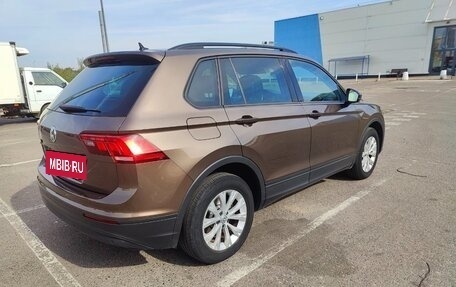 Volkswagen Tiguan II, 2019 год, 1 750 000 рублей, 2 фотография