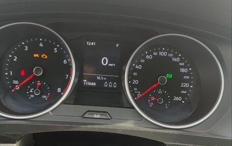 Volkswagen Tiguan II, 2019 год, 1 750 000 рублей, 8 фотография