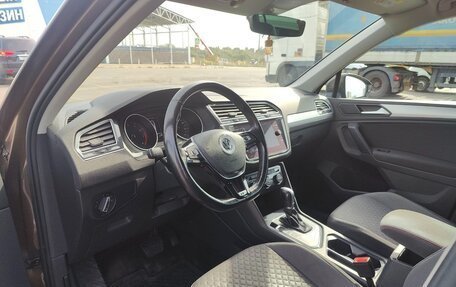 Volkswagen Tiguan II, 2019 год, 1 750 000 рублей, 13 фотография