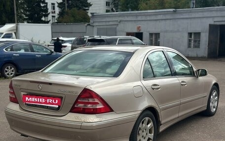 Mercedes-Benz C-Класс, 2004 год, 449 000 рублей, 2 фотография