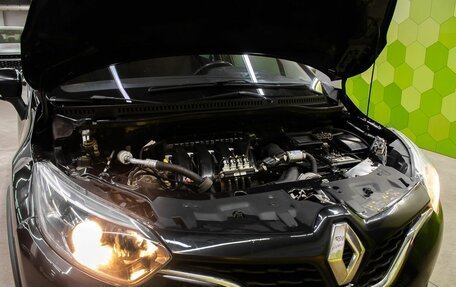 Renault Kaptur I рестайлинг, 2017 год, 1 450 000 рублей, 24 фотография