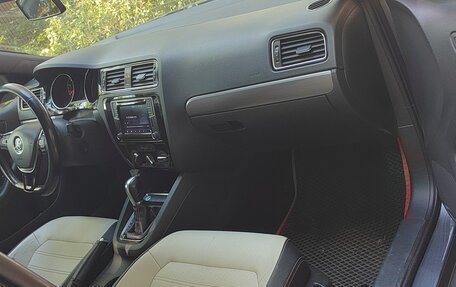 Volkswagen Jetta VI, 2016 год, 1 550 000 рублей, 8 фотография