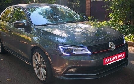Volkswagen Jetta VI, 2016 год, 1 550 000 рублей, 3 фотография