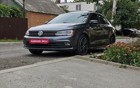 Volkswagen Jetta VI, 2017 год, 1 650 000 рублей, 2 фотография