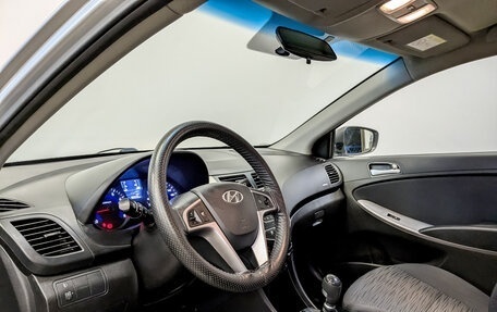 Hyundai Solaris II рестайлинг, 2014 год, 950 000 рублей, 16 фотография