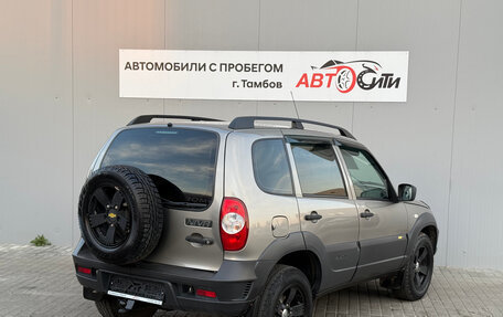 Chevrolet Niva I рестайлинг, 2016 год, 692 000 рублей, 6 фотография