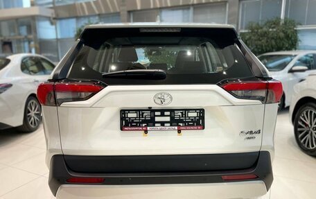 Toyota RAV4, 2025 год, 4 690 000 рублей, 8 фотография